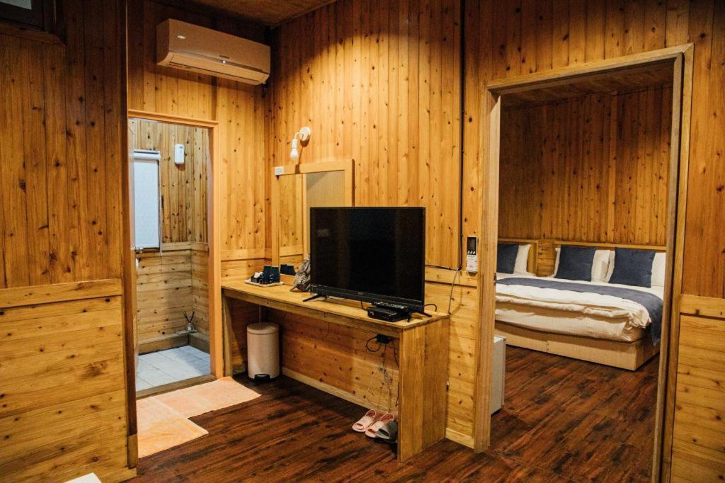 Cdr Hotspring Resort Liugui Extérieur photo
