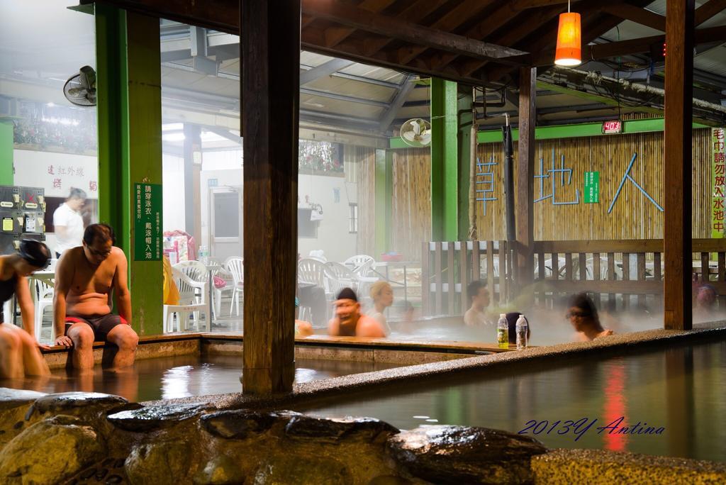 Cdr Hotspring Resort Liugui Extérieur photo